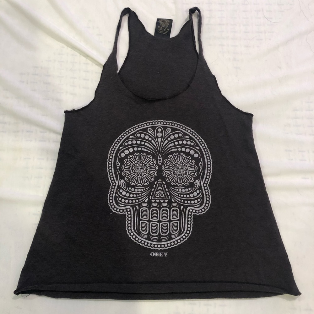 Obey tank in great condition!